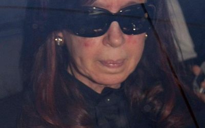 Ex-Argentina UK/Falklands hating president Cristina de Kirchner charged with corruption & has £525m assets frozen
