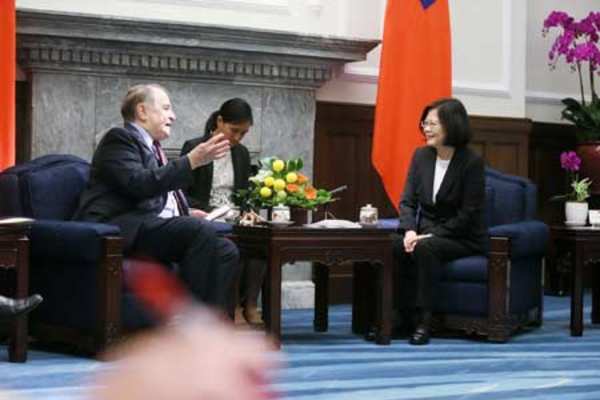 Taiwan President reiterates that Taiwan stands firm against Beijing pressure